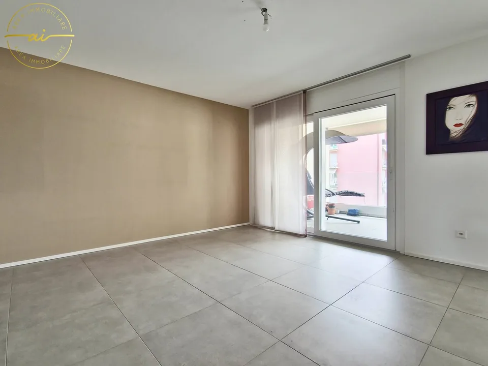 Modernes 3.5-Zimmer-Apartment mit großer Terrasse in Giubiasco