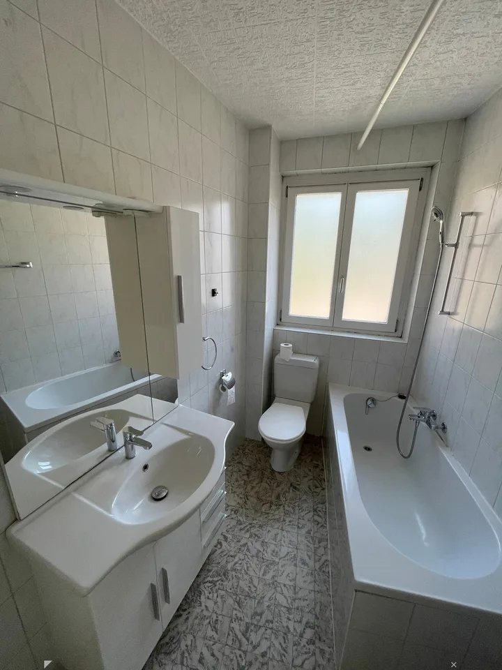 Appartement de 3.5 pièces au 1er étage avec 2 balcons