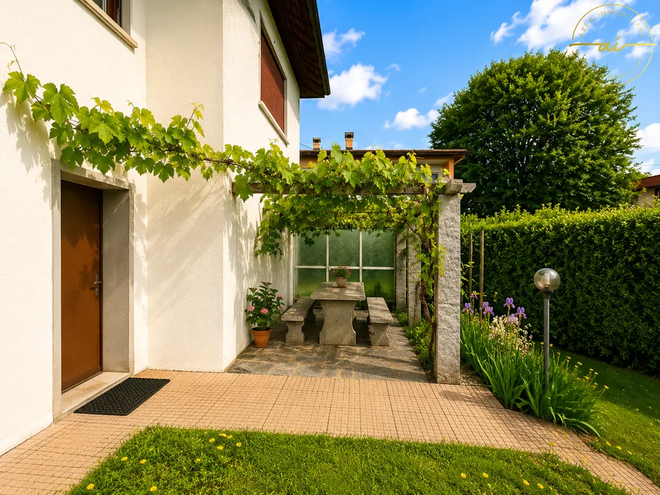 Einfamilienhaus mit großem bebaubarem Grundstück