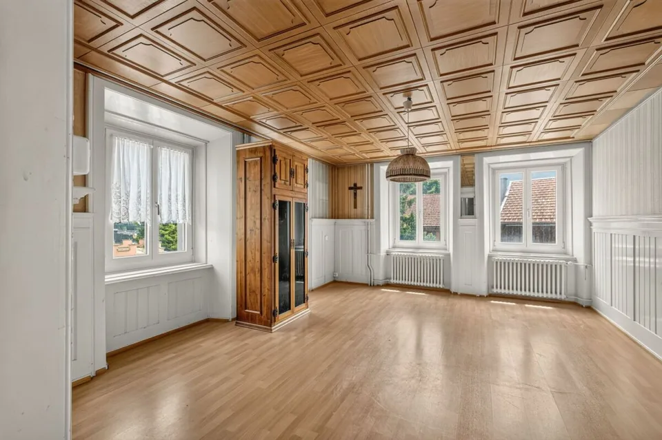 Das Raumwunder im Taminatal: 9-Zimmer Haus mit viel Potenzial