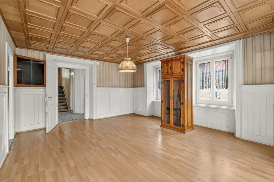 Das Raumwunder im Taminatal: 9-Zimmer Haus mit viel Potenzial