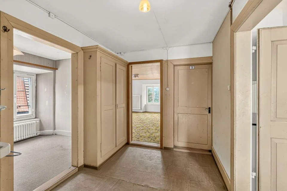 Das Raumwunder im Taminatal: 9-Zimmer Haus mit viel Potenzial