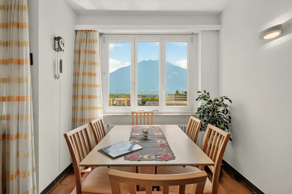 Gepflegte 3.5 Zimmer-Ferienwohnung am Lago Maggiore in Tenero