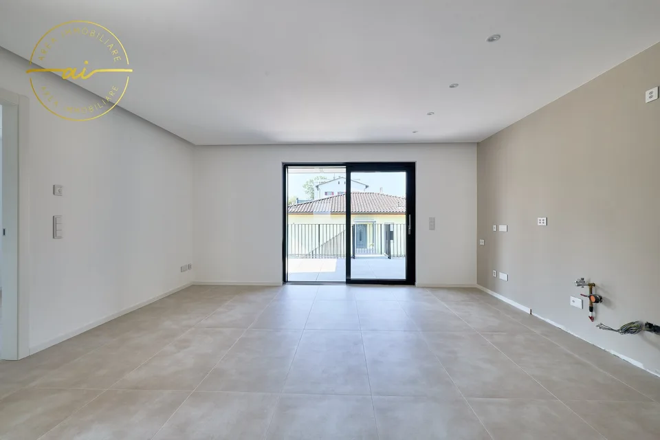 Nuovo appartamento 3.5 locali con giardino a Balerna N2