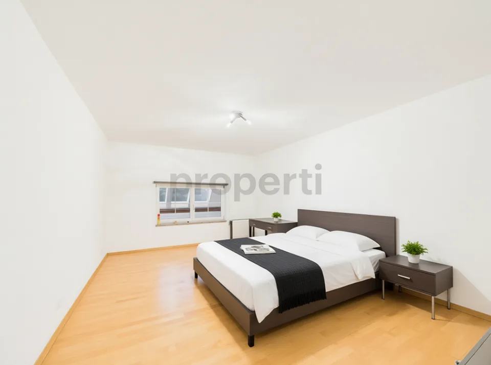 Renovierte 4.5-Zimmer Maisonette in historischem Bauernhaus mit Balkon, Rothrist AG