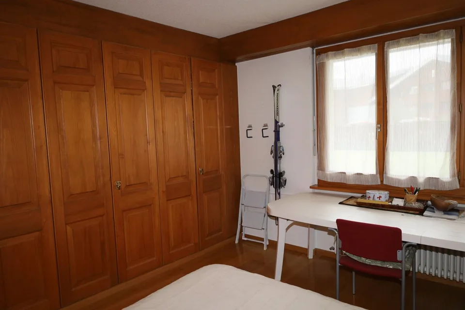 Wohnung mit 3.5 Zimmern, Blick und Balkon in Crans – Foto 7 von 26