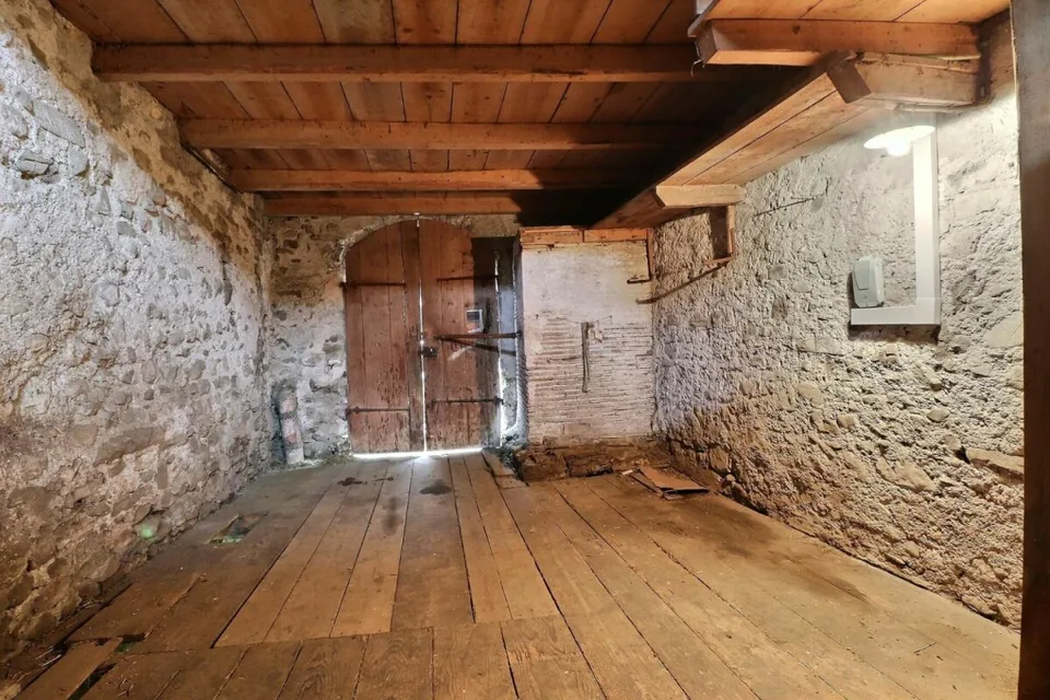 Maison à rénover dans environnement calme – Foto 22 von 24