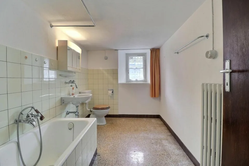 Maison à rénover dans environnement calme – Foto 17 von 24