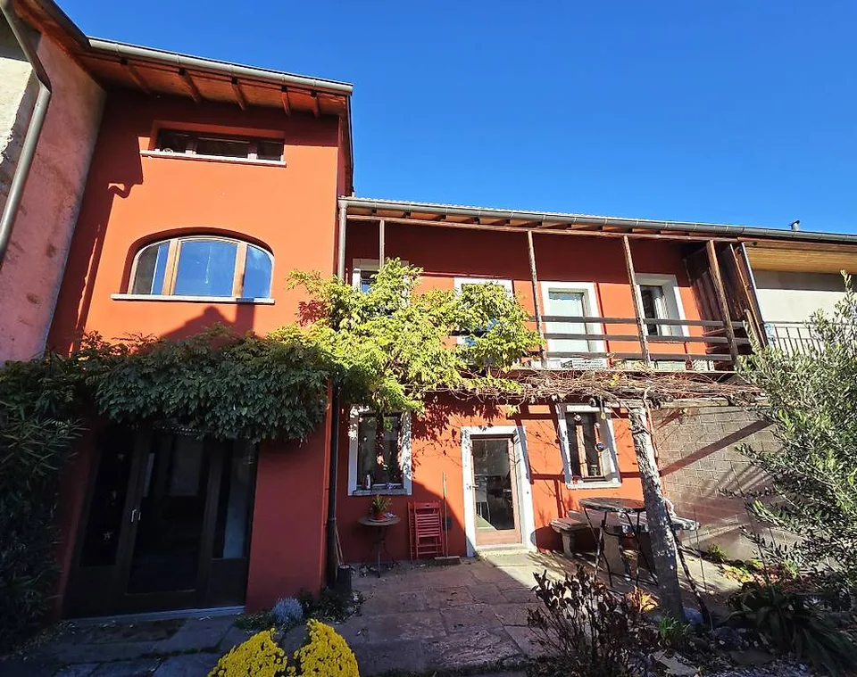 Casa tipica ticinese di 6 locali