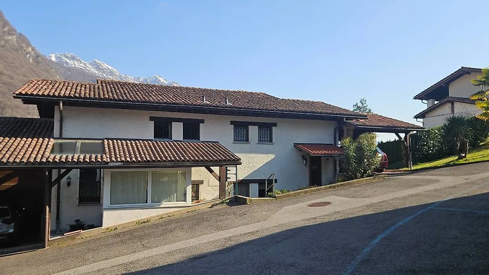 Casa unifamiliare ad Arogno