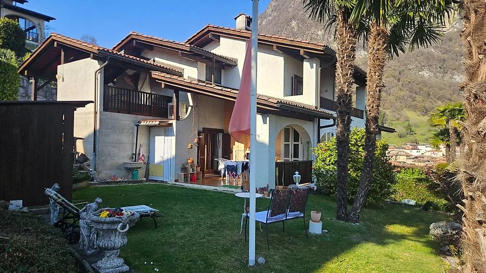Casa unifamiliare ad Arogno