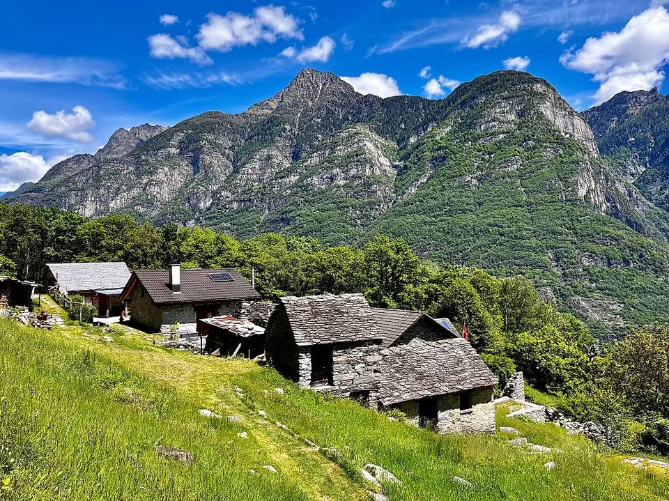 Berge von Lodrino - Rustico zum Verkauf