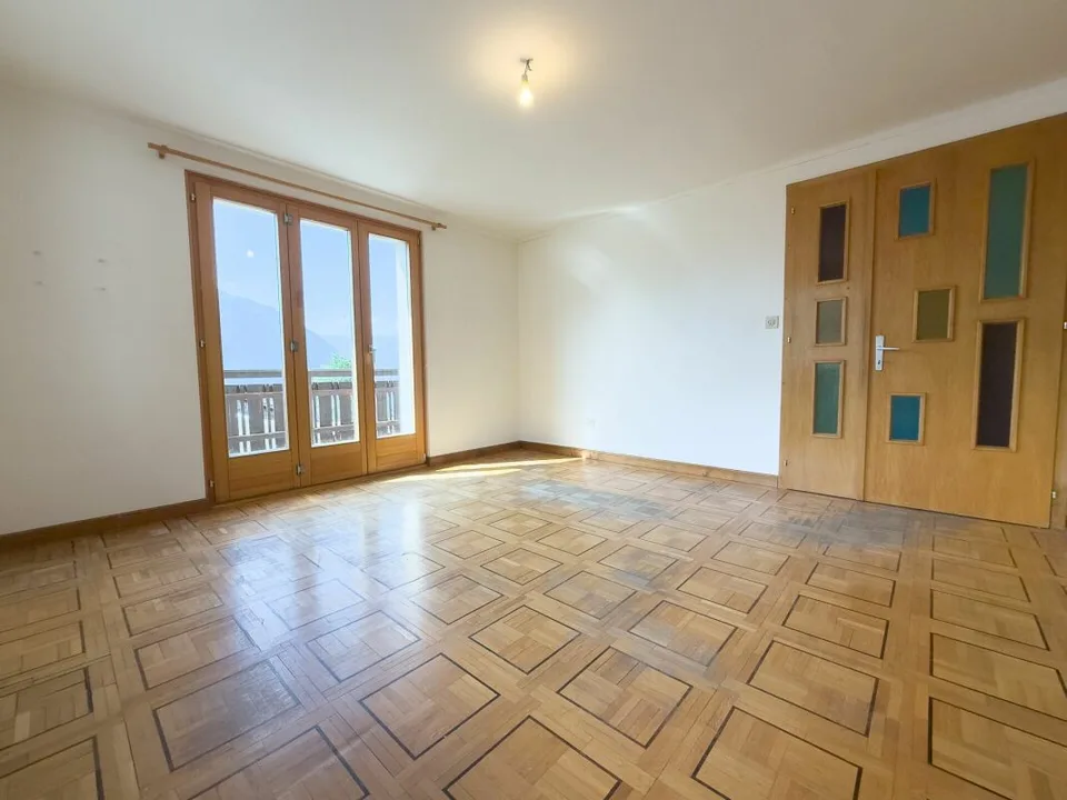 Charmantes Wohnung mit Panoramablick auf das Tal – Foto 6 von 7