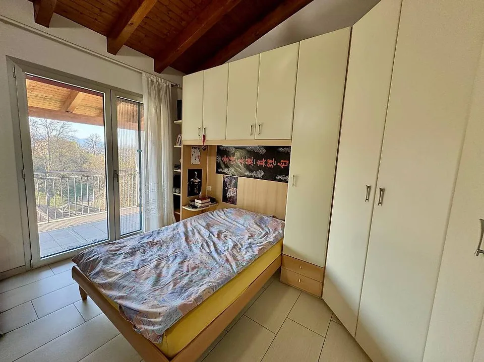 Davesco - Casa unifamiliare con vista aperta