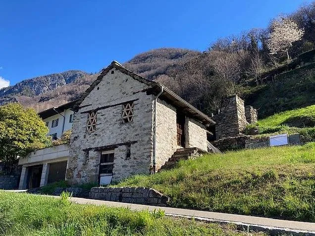 Stalla in vendita