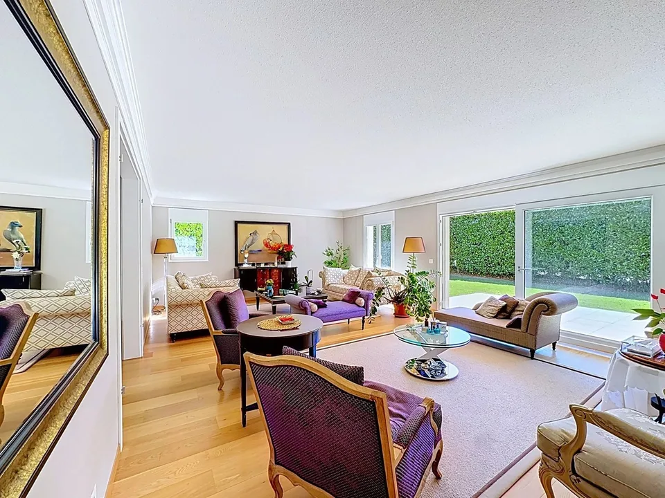 Elegant family villa in Founex