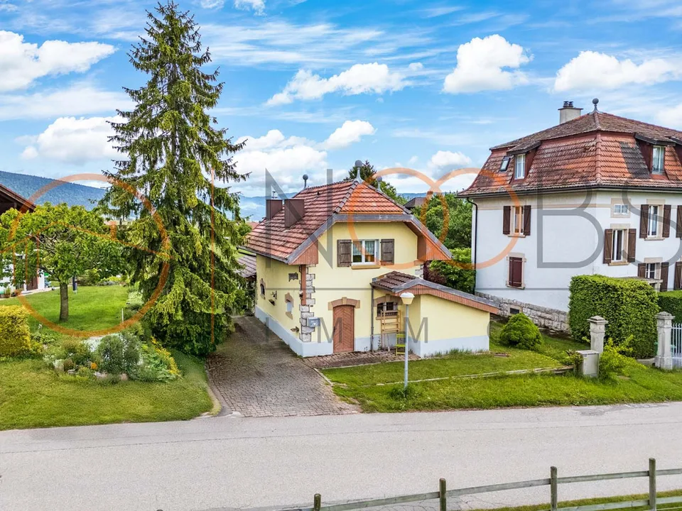 Hafen der Ruhe im Val-de-Ruz: Einzelvilla mit 5 Zimmern und Garten