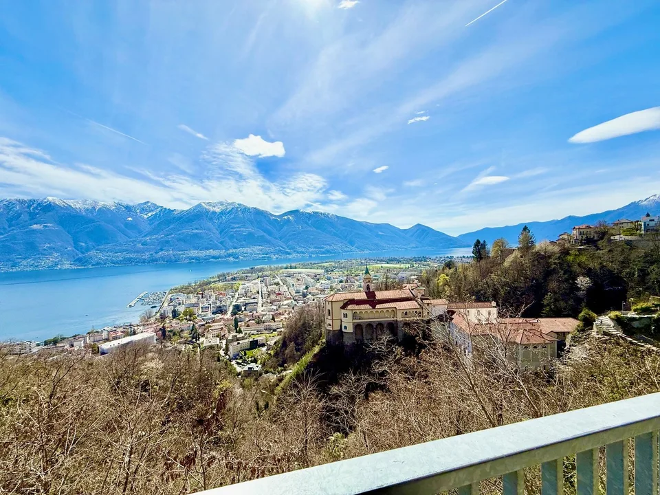 4.5 con vista panoramica - 4.5 mit Panorama-Aussicht