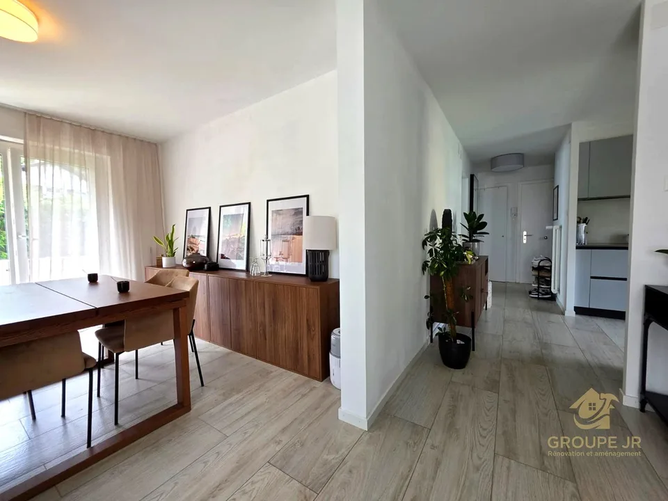 2,5 pièces rénové avec balcon – Coup de cœur assuré
