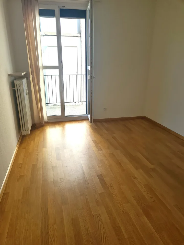 Helle 3-Zimmer-Wohnung mit schönem Balkon in Birsfelden