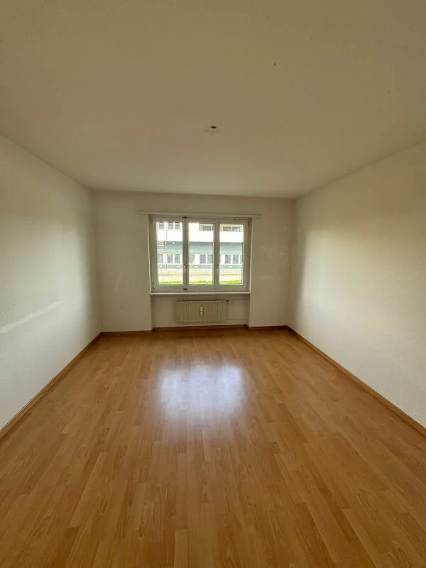 Grosse & günstige 3 ZWG SOFORT verfügbar!