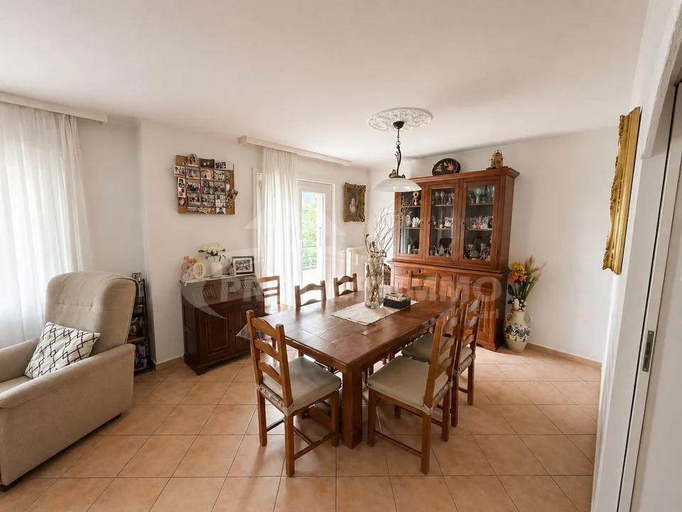 PROPRIETE DE RENDEMENT AVEC PARCELLE CONSTRUCTIBLE ET POTENTIEL DE VALORISATION