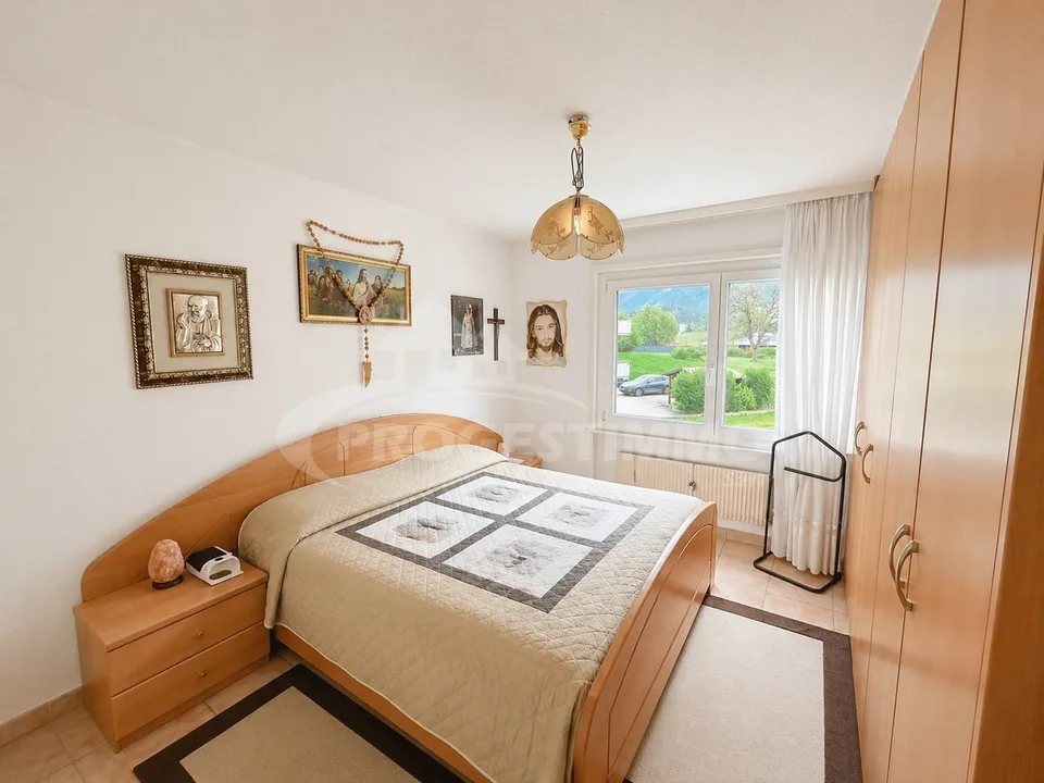 Rental Income Property with Buildable Plot and Potential for Appreciation