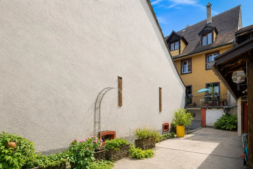 Prestigio e patrimonio nel cuore di Delémont – foto 11 di 15