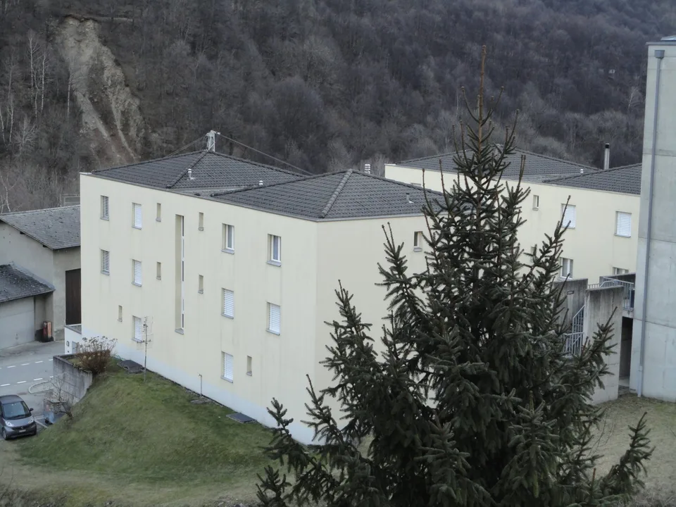 Vendesi due luminosi appartamenti/studi di 4 locali ciascuno - Mesocco