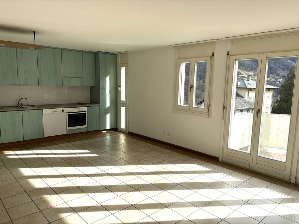 Vendesi due luminosi appartamenti/studi di 4 locali ciascuno - Mesocco