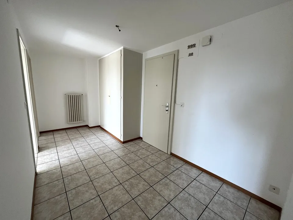 Geräumige 2,5 Zimmer mit Balkon in Echallens