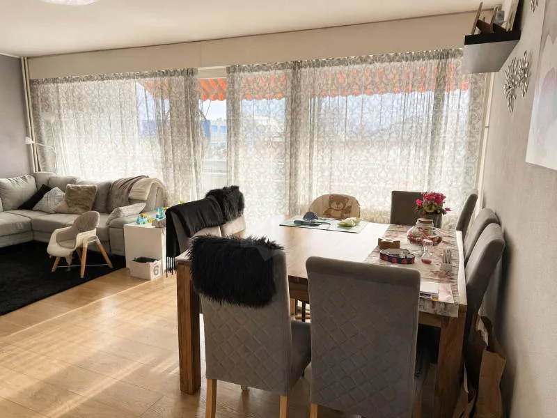 Angenehmes Appartement - Rolle