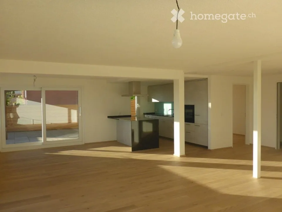 Topmoderne 4.5 Zimmerwohnung mit atemberaubendem Weitblick