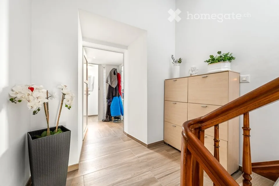 Appartement maisonnette de 3,5 pièces et 4,5 pièces entretenu dans un emplacement central à Glarus