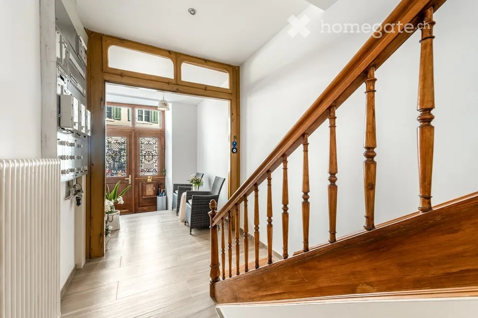 Appartement maisonnette de 3,5 pièces et 4,5 pièces entretenu dans un emplacement central à Glarus