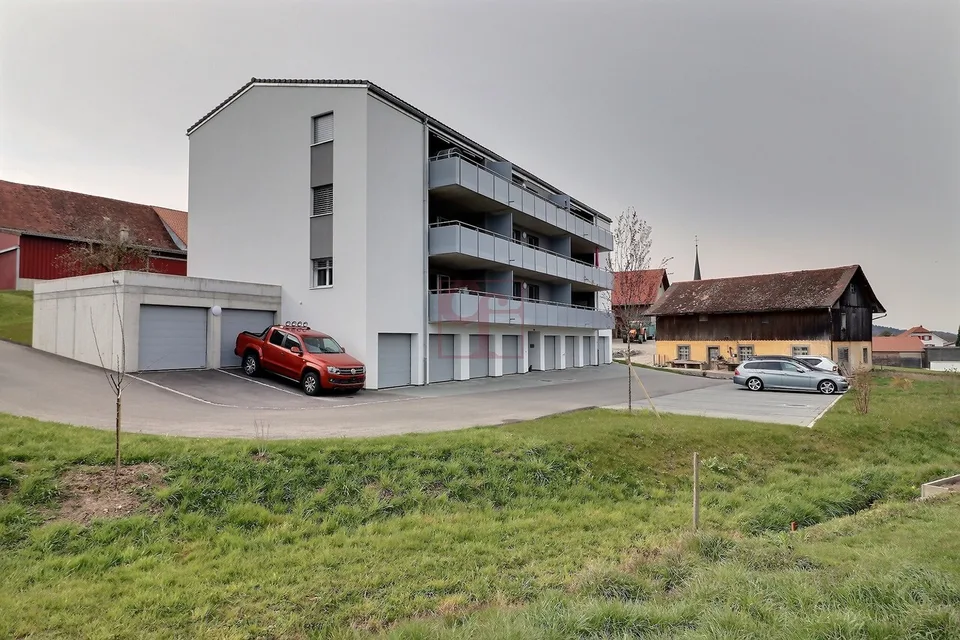 Zwei superbe Apartments mit 2.5 Zimmern zur Miete