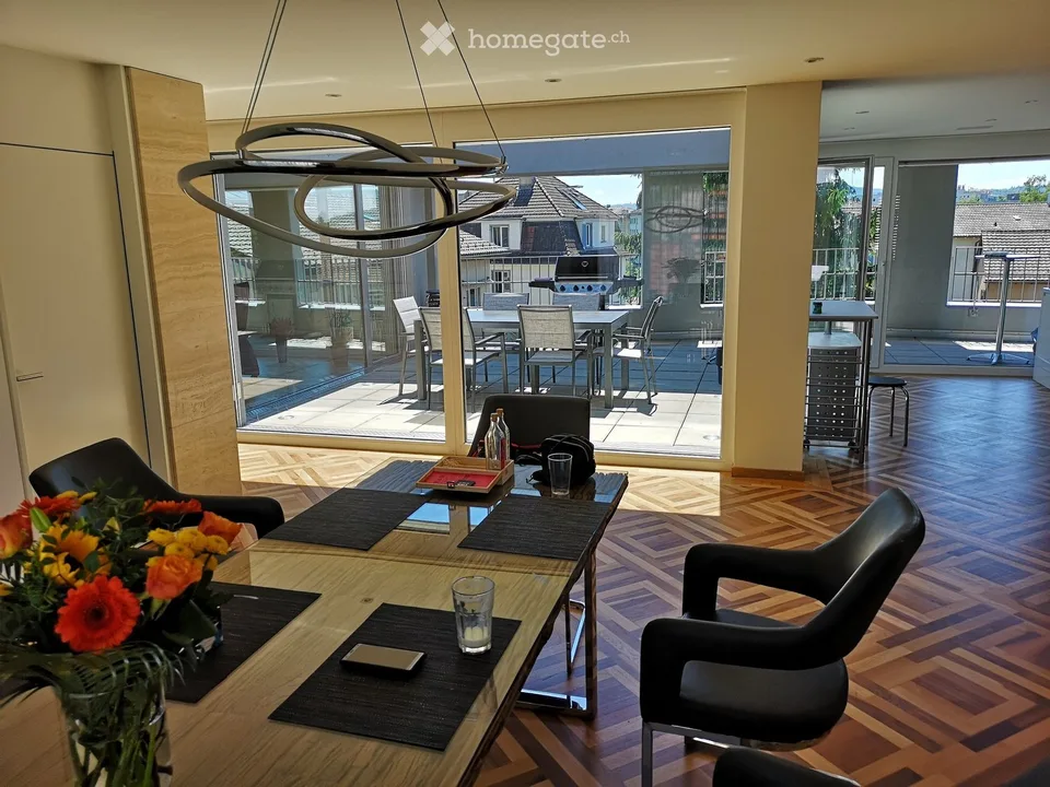 Exklusive 4.5-Zimmer-Penthousewohnung in Glattbrugg