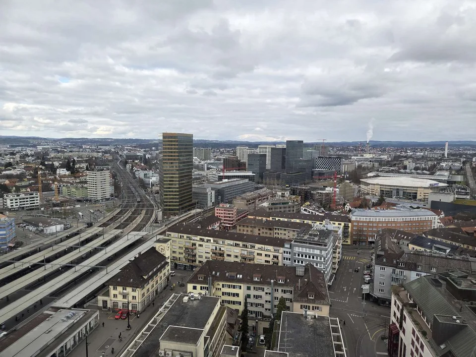 Moderne 1.5 Zimmer Mezzanine mit Panoramaweitsicht