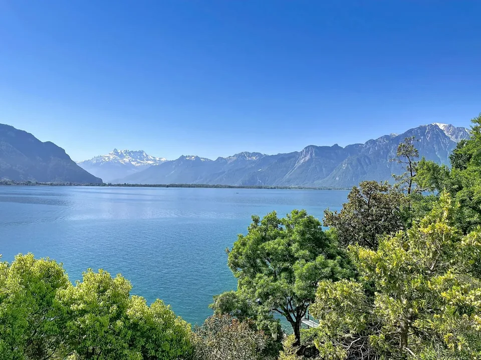 Prestigeträchtige Büros mit außergewöhnlichem Panorama