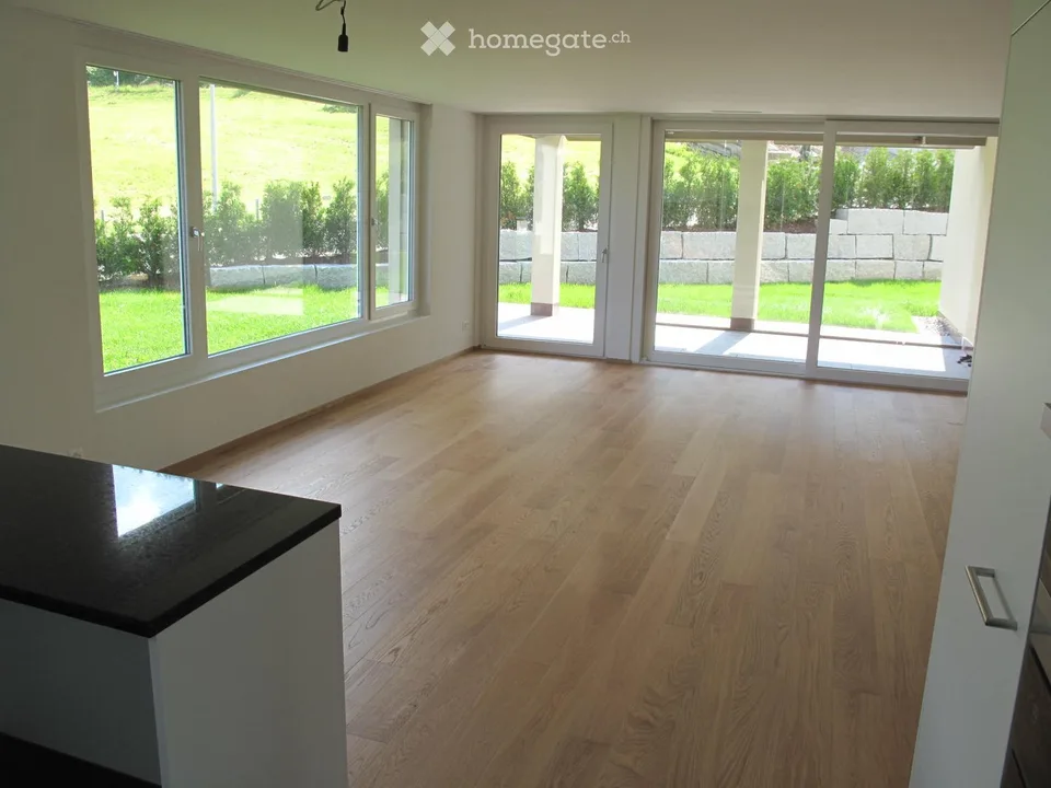 Appartamento di lusso di 5,5 locali con giardino in posizione ideale