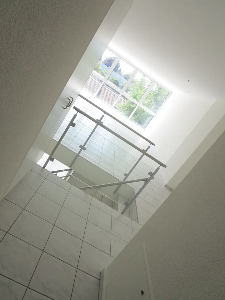 In Piazza Stazione di Thun - Spazio commerciale duplex per ufficio o studio