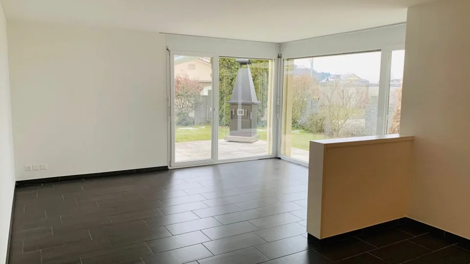 Appartamento giardino 4,5 locali con vista sul verde