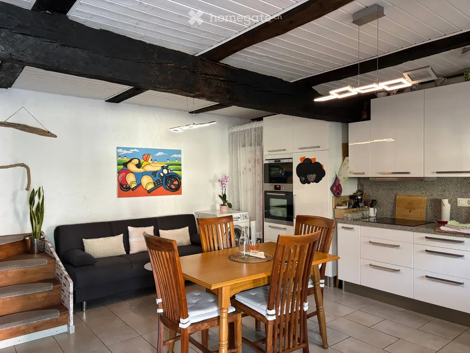 "Charmantes TI-Haus mit Priv.Parkpl. Claro Bellinzona TI".