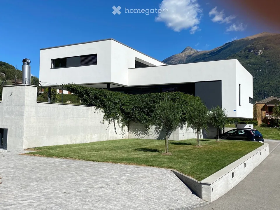Moderna villa certificata "Minergie-A"