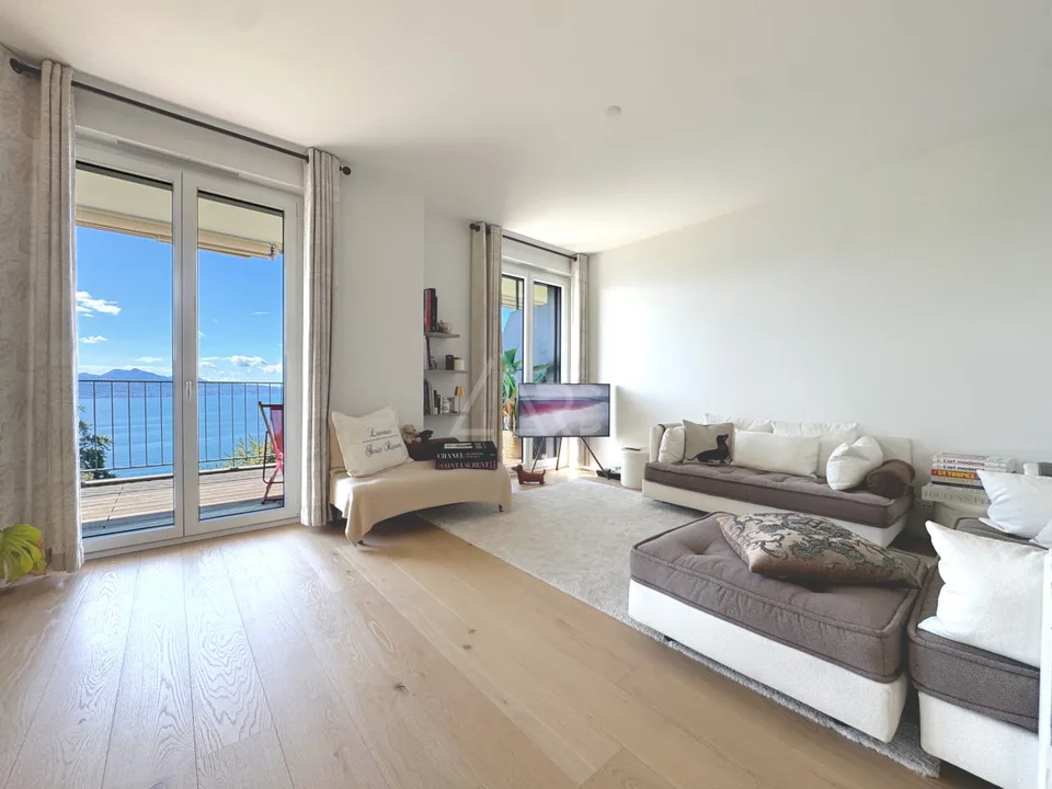 4,5-Zimmer-Wohnung mit Panoramablick auf den Genfersee