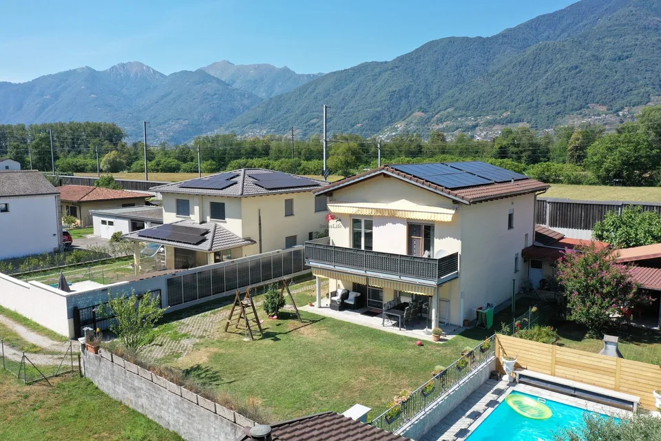 Strom praktisch zum Nulltarif - corrente quasi a costo zero