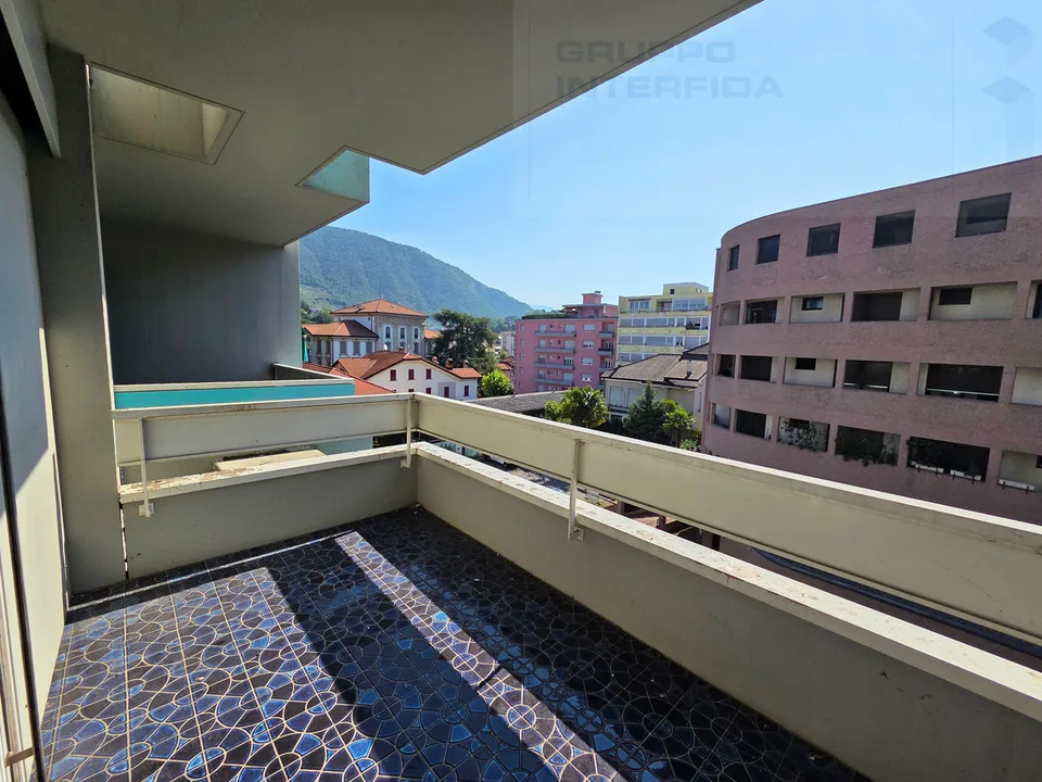 CHIASSO - EINZIMMERWOHNUNG MIT BALKON