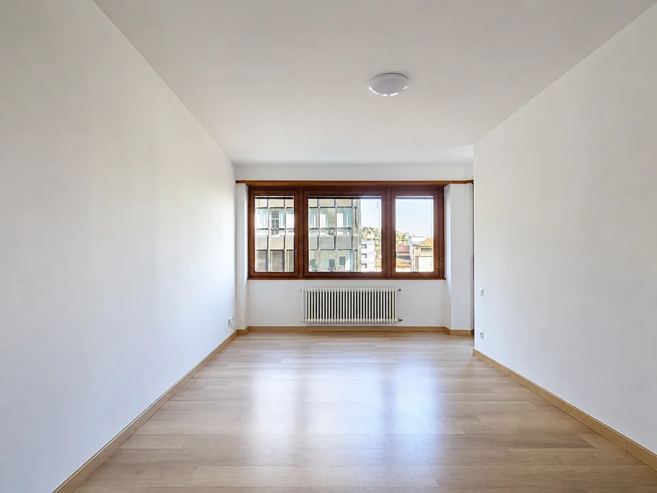 Großes Apartment im Zentrum von Chiasso: 6 Zimmer, aufgeteilt in 2 Wohnungen zur Vermietung
