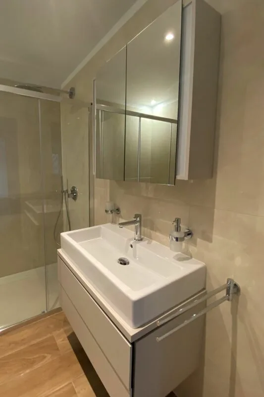 2.5 locali con vista lago
