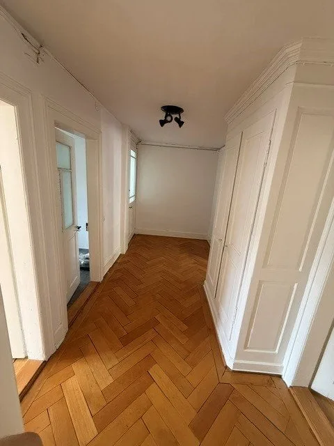 Appartement lumineux et accueillant de 3 pièces dans un emplacement attractif